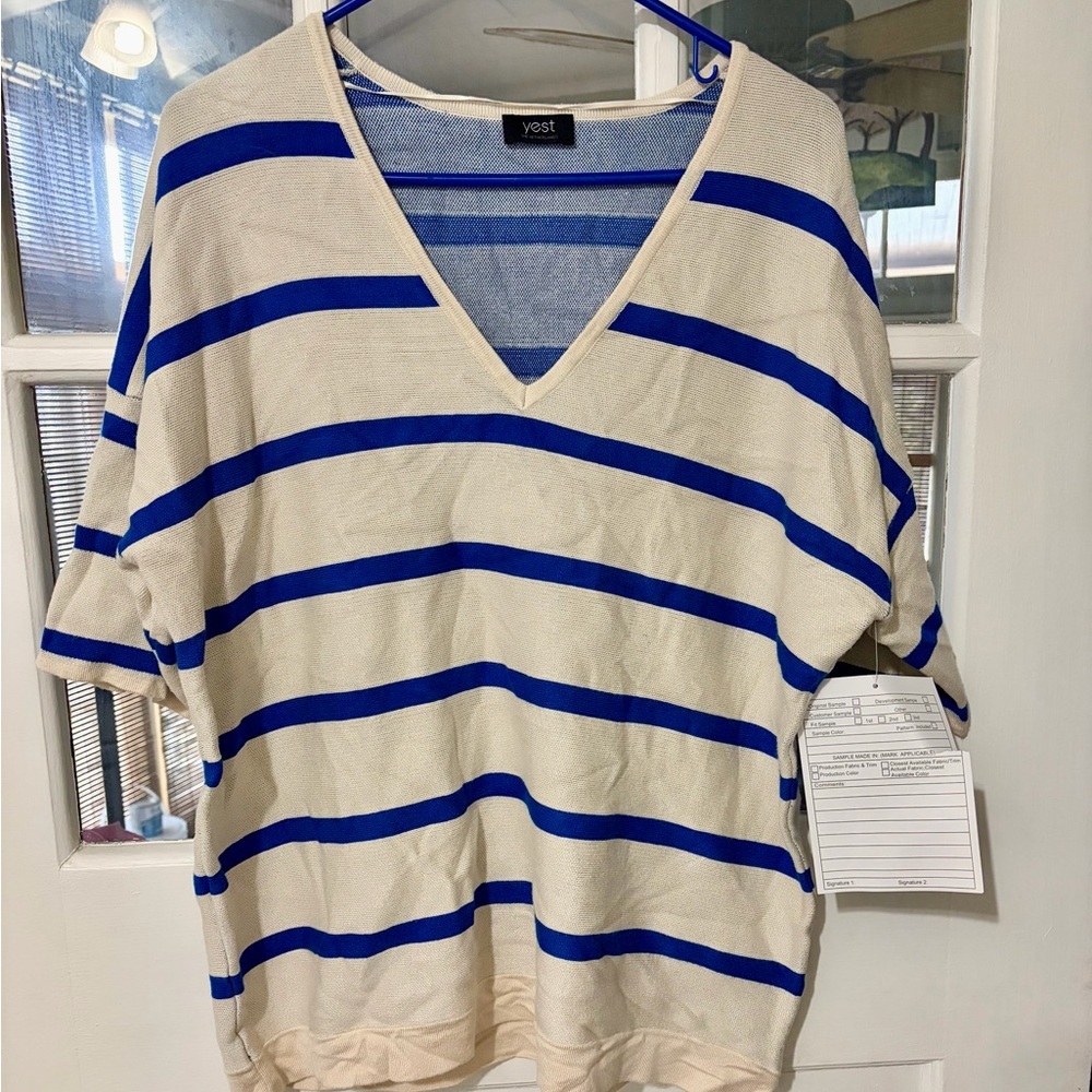 Yest  new Cream and Royal Blue Striped V-Neck Knit Top